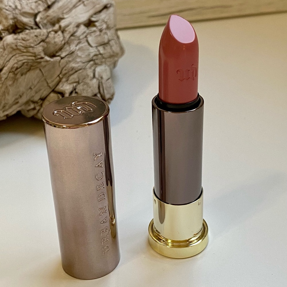 ‼️FREE with $30+ Urban Decay Vice lipstick